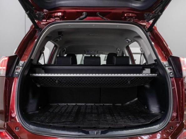 Toyota RAV4 IV (XA40) Рестайлинг с пробегом 2018 года, цена 2 550 000 рублей, 96555 км, внедорожник, Автокод Объявления