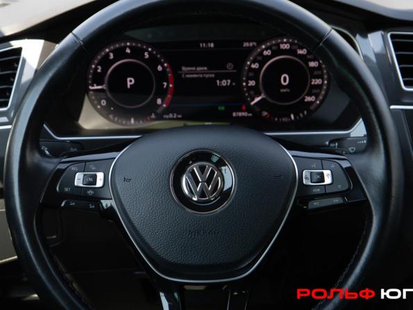 Volkswagen Tiguan II с пробегом 2018 года, цена 3 170 000 рублей, 87889 км, внедорожник, Автокод Объявления