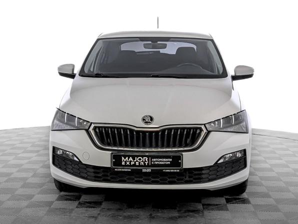 Skoda Rapid II с пробегом 2022 года, цена 1 600 000 рублей, 93487 км, лифтбек, Автокод Объявления