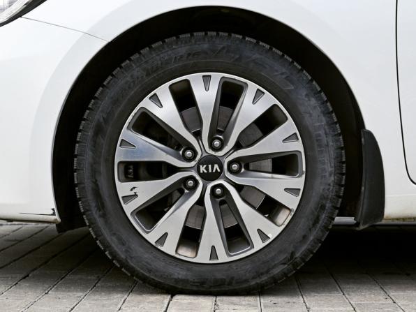 Kia Ceed II Рестайлинг с пробегом 2018 года, цена 1 585 000 рублей, 97000 км, хэтчбек, Автокод Объявления