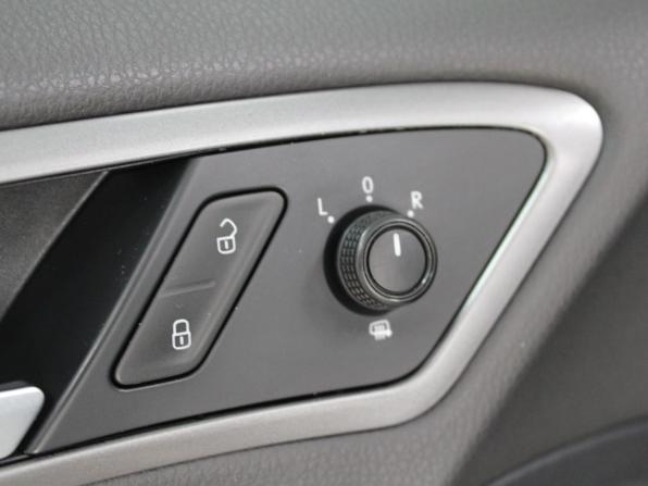 Volkswagen Golf VII с пробегом 2013 года, цена 899 900 рублей, 197392 км, хэтчбек, Автокод Объявления