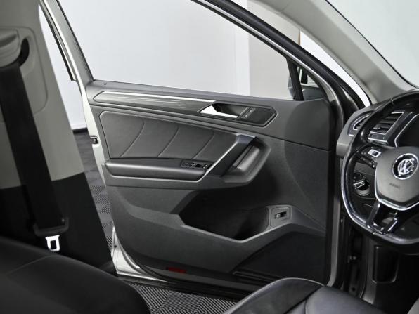 Volkswagen Tiguan II с пробегом 2019 года, цена 2 649 000 рублей, 72000 км, внедорожник, Автокод Объявления