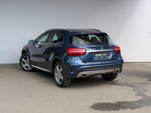 Mercedes-Benz GLA I (X156) Рестайлинг с пробегом 2019 года, цена 2 650 000 рублей, 49821 км, внедорожник, Автокод Объявления