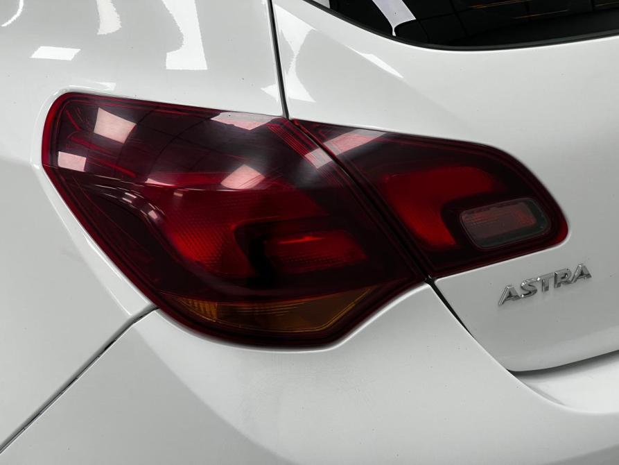 Opel Astra J Казань  - изображение 8
