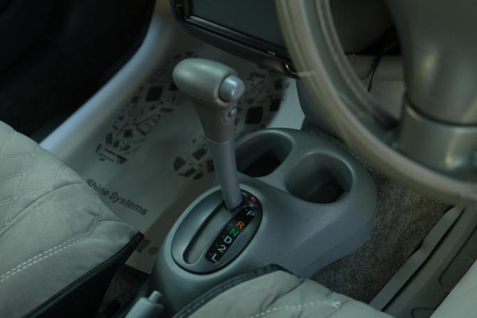 Toyota Vitz I (P10) с пробегом 2000 года, цена 429 000 рублей, 220000 км, хэтчбек, Автокод Объявления
