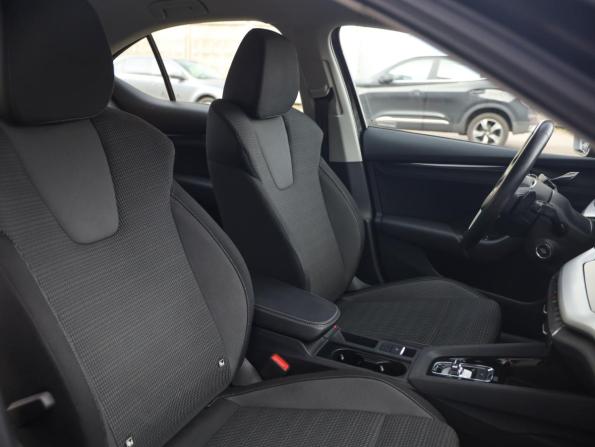 Skoda Octavia IV (A8) с пробегом 2021 года, цена 2 399 000 рублей, 122000 км, лифтбек, Автокод Объявления