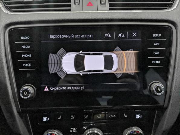 Skoda Octavia III (A7) Рестайлинг с пробегом 2019 года, цена 2 475 000 рублей, 26523 км, лифтбек, Автокод Объявления
