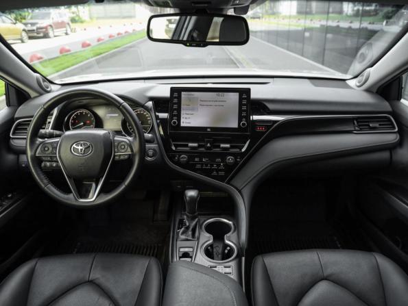 Toyota Camry VIII (XV70) Рестайлинг с пробегом 2021 года, цена 3 700 000 рублей, 44919 км, седан, Автокод Объявления