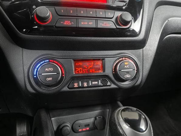 Kia Rio III с пробегом 2011 года, цена 752 000 рублей, 110160 км, седан, Автокод Объявления