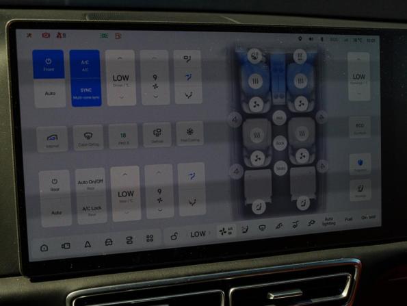 Li Auto (Lixiang) L9 I с пробегом 2023 года, цена 5 950 000 рублей, 40292 км, внедорожник, Автокод Объявления