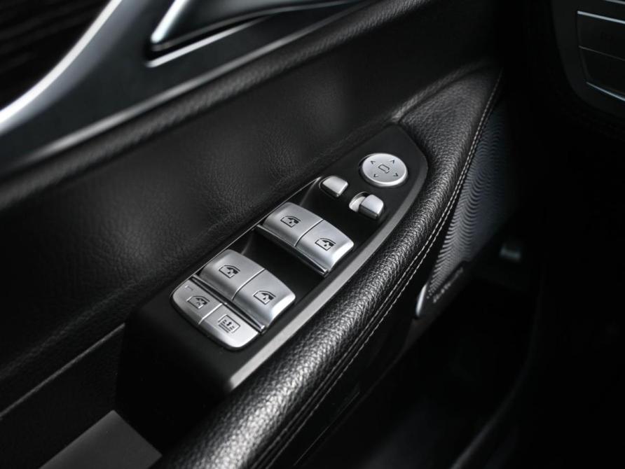 BMW 7 серии VI (G11/G12) Новороссийск  - изображение 28