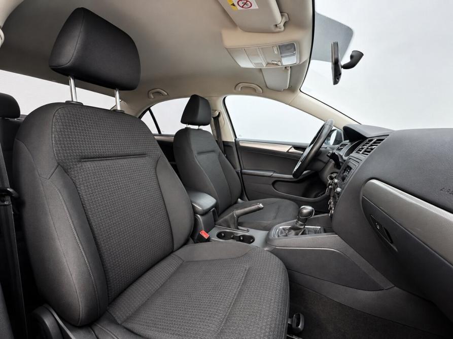 Volkswagen Jetta VI Рестайлинг Балашиха  - изображение 12