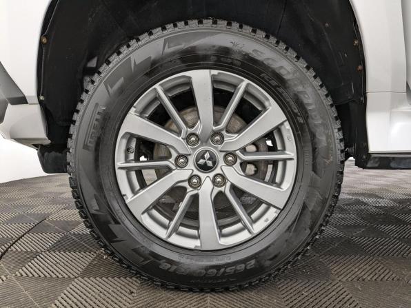 Mitsubishi Pajero Sport III с пробегом 2018 года, цена 3 130 000 рублей, 90102 км, внедорожник, Автокод Объявления