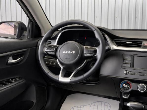Kia Rio IV Рестайлинг с пробегом 2022 года, цена 1 797 000 рублей, 41736 км, хэтчбек, Автокод Объявления