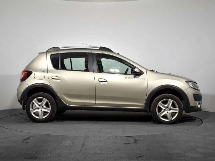 Renault Sandero II Санкт-Петербург  - изображение 4