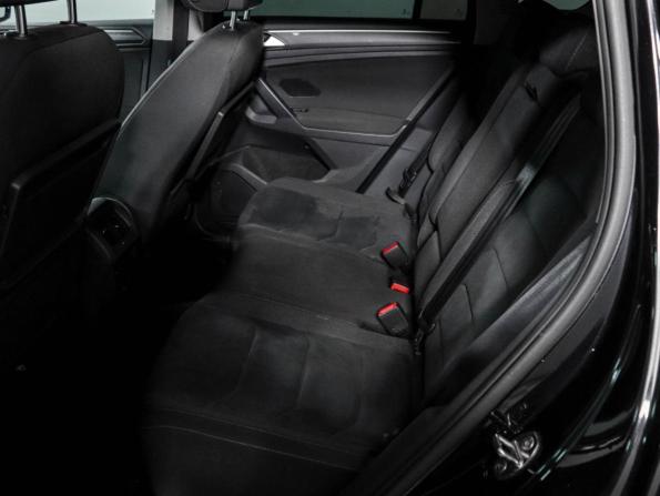 Volkswagen Tiguan II с пробегом 2018 года, цена 2 168 450 рублей, 182600 км, внедорожник, Автокод Объявления