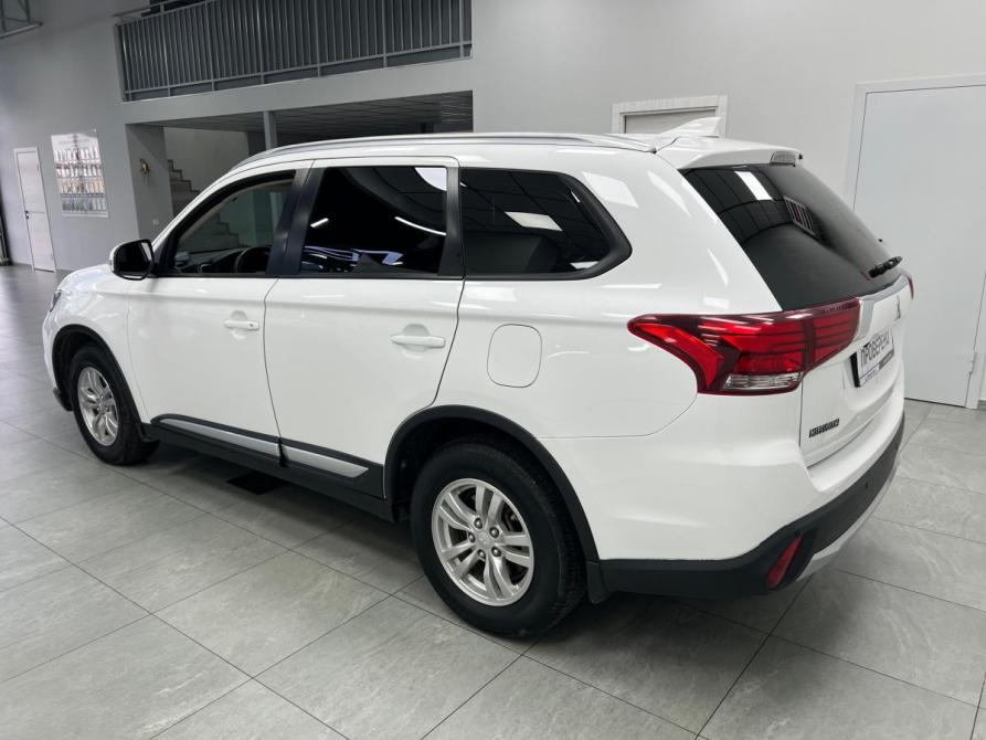 Mitsubishi Outlander III Рестайлинг 2 Казань  - изображение 5