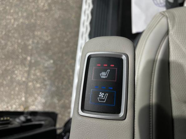 Hyundai Grand Starex I Рестайлинг 2 с пробегом 2019 года, цена 4 520 000 рублей, 120719 км, минивэн, Автокод Объявления
