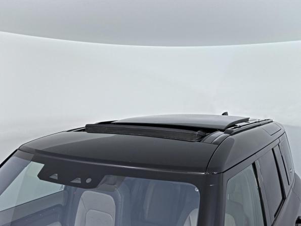 Land Rover Defender II с пробегом 2021 года, цена 4 150 000 рублей, 240275 км, внедорожник, Автокод Объявления
