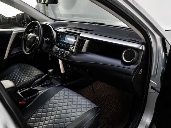 Toyota RAV4 IV (XA40) с пробегом 2013 года, цена 1 799 000 рублей, 303387 км, внедорожник, Автокод Объявления