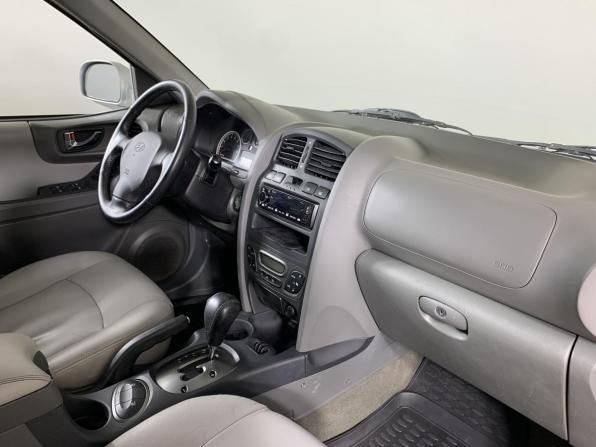 Hyundai Santa Fe Classic с пробегом 2011 года, цена 868 000 рублей, 198132 км, внедорожник, Автокод Объявления