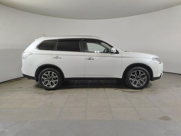 Mitsubishi Outlander III Рестайлинг с пробегом 2014 года, цена 2 220 000 рублей, 197165 км, внедорожник, Автокод Объявления