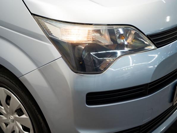 Toyota Spade с пробегом 2013 года, цена 875 000 рублей, 170450 км, компактвэн, Автокод Объявления