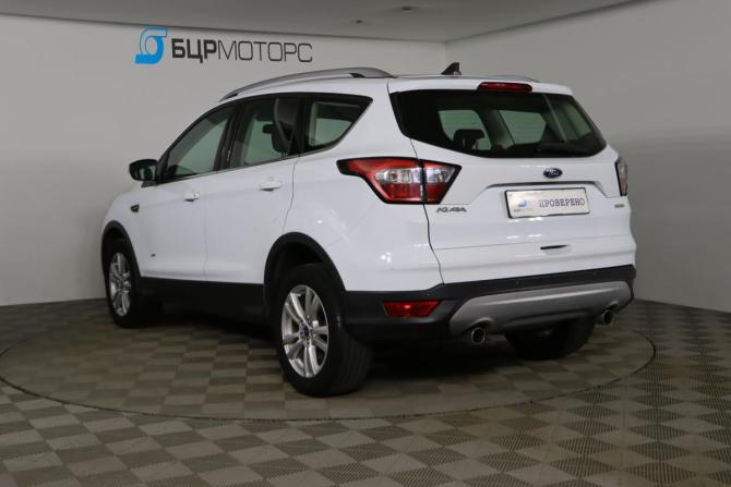 Ford Kuga II Рестайлинг с пробегом 2017 года, цена 1 599 990 рублей, 145230 км, внедорожник, Автокод Объявления