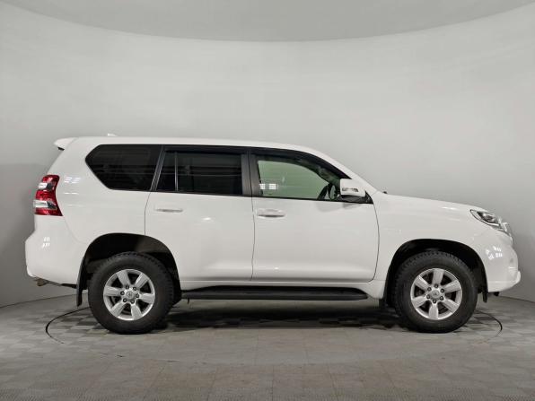 Toyota Land Cruiser Prado 150 Series Рестайлинг 1 с пробегом 2016 года, цена 3 700 000 рублей, 113057 км, внедорожник, Автокод Объявления