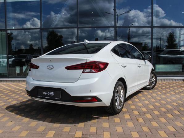 Hyundai Elantra VI (AD) Рестайлинг с пробегом 2019 года, цена 1 028 900 рублей, 226000 км, седан, Автокод Объявления