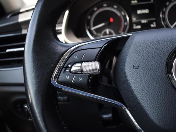 Skoda Rapid II с пробегом 2021 года, цена 1 750 000 рублей, 61288 км, лифтбек, Автокод Объявления