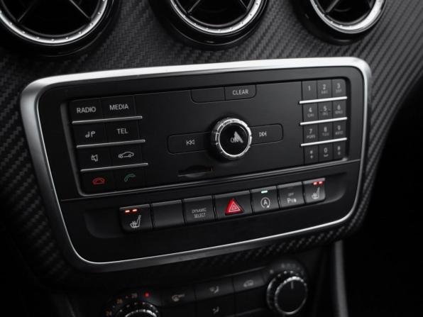 Mercedes-Benz GLA I (X156) Рестайлинг с пробегом 2019 года, цена 2 369 000 рублей, 82591 км, внедорожник, Автокод Объявления