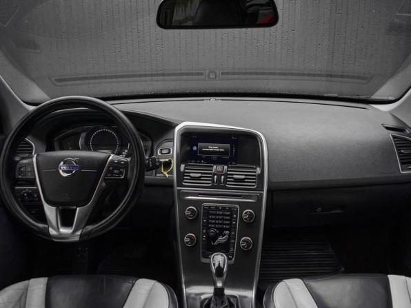 Volvo XC60 I Рестайлинг с пробегом 2014 года, цена 2 200 000 рублей, 181000 км, внедорожник, Автокод Объявления