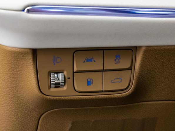 Hyundai Grandeur VI Рестайлинг с пробегом 2021 года, цена 4 750 000 рублей, 35916 км, седан, Автокод Объявления