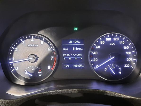 Hyundai Solaris II с пробегом 2018 года, цена 1 128 000 рублей, 105000 км, седан, Автокод Объявления