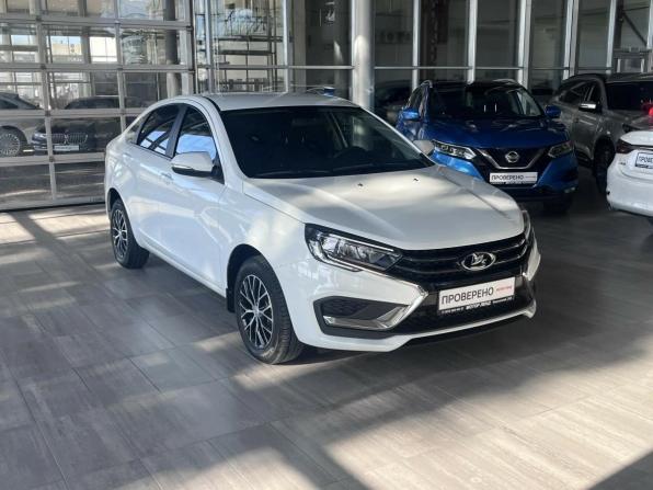Lada (ВАЗ) Vesta I Рестайлинг (NG) с пробегом 2024 года, цена 1 345 000 рублей, 33500 км, седан, Автокод Объявления