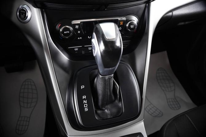 Ford Kuga II с пробегом 2014 года, цена 929 000 рублей, 247189 км, внедорожник, Автокод Объявления