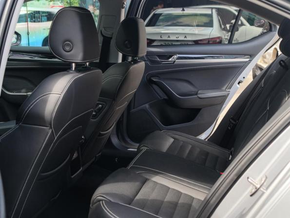 Skoda Superb III Рестайлинг с пробегом 2024 года, цена 3 690 000 рублей, 37160 км, лифтбек, Автокод Объявления