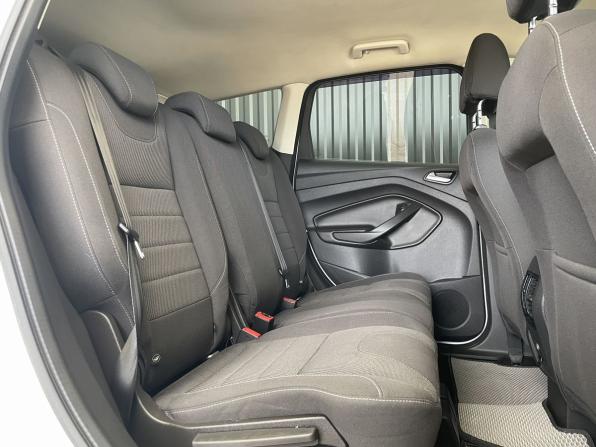 Ford Kuga II с пробегом 2016 года, цена 1 497 000 рублей, 127557 км, внедорожник, Автокод Объявления