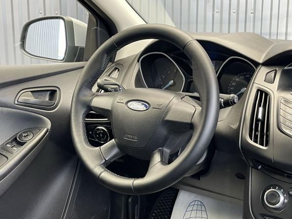 Ford Focus III с пробегом 2013 года, цена 677 000 рублей, 178216 км, хэтчбек, Автокод Объявления
