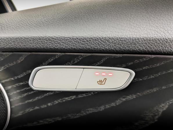 Mercedes-Benz C-Класс IV (W205) Рестайлинг с пробегом 2019 года, цена 2 766 000 рублей, 92328 км, седан, Автокод Объявления