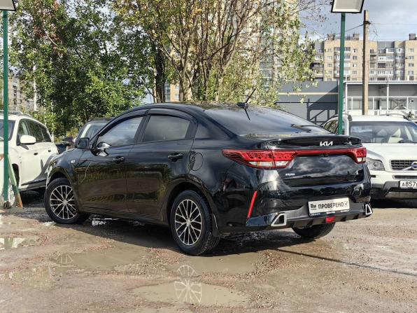 Kia Rio IV Рестайлинг с пробегом 2022 года, цена 1 699 000 рублей, 83685 км, седан, Автокод Объявления