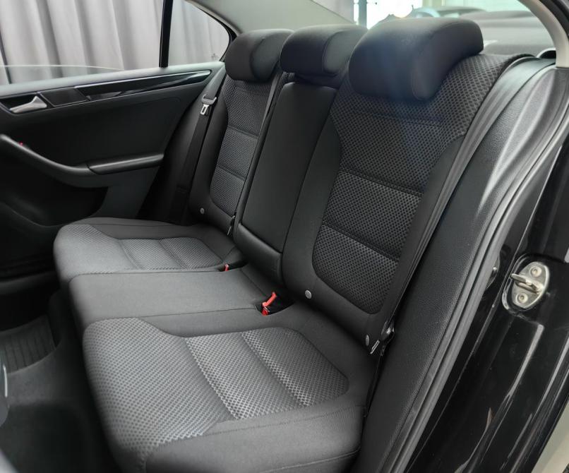 Volkswagen Jetta VI Рестайлинг Подольск  - изображение 9