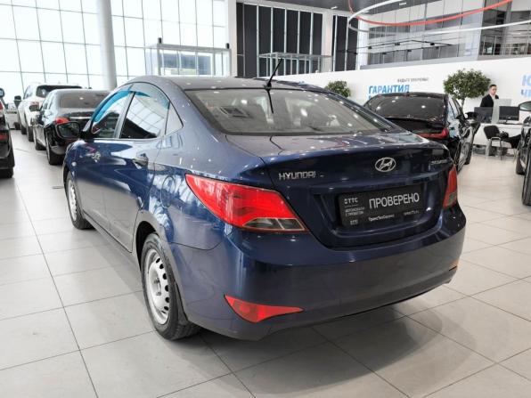 Hyundai Solaris I Рестайлинг с пробегом 2015 года, цена 780 000 рублей, 210000 км, седан, Автокод Объявления