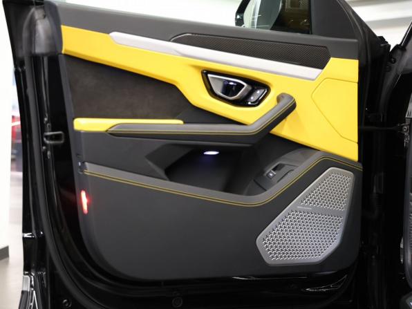 Lamborghini Urus I с пробегом 2022 года, цена 25 499 000 рублей, 26563 км, внедорожник, Автокод Объявления