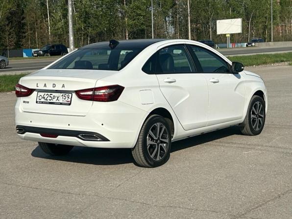 Lada (ВАЗ) Vesta I Рестайлинг (NG) с пробегом 2023 года, цена 1 390 000 рублей, 27595 км, седан, Автокод Объявления