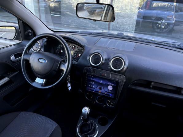 Ford Fusion I Рестайлинг с пробегом 2008 года, цена 325 000 рублей, 409000 км, хэтчбек, Автокод Объявления