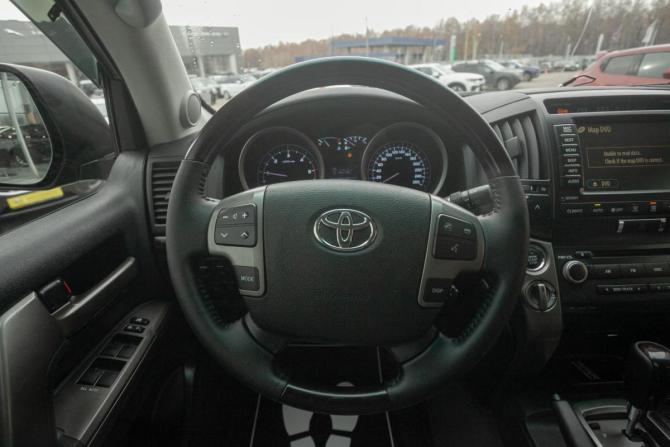 Toyota Land Cruiser 200 Series с пробегом 2009 года, цена 2 649 000 рублей, 267100 км, внедорожник, Автокод Объявления
