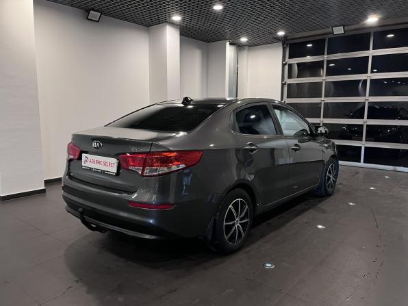 Kia Rio III Рестайлинг с пробегом 2017 года, цена 1 000 000 рублей, 194875 км, седан, Автокод Объявления