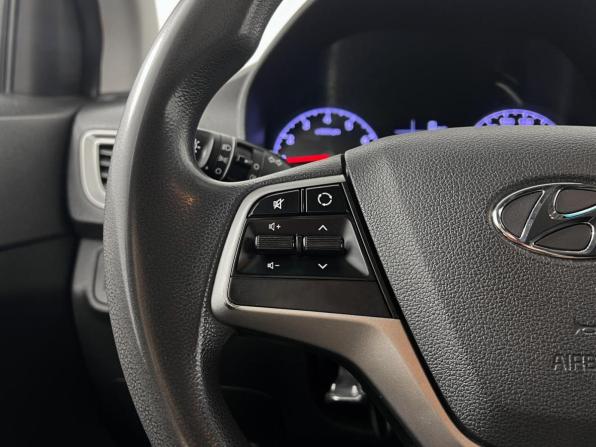 Hyundai Solaris II с пробегом 2019 года, цена 1 145 000 рублей, 141191 км, седан, Автокод Объявления